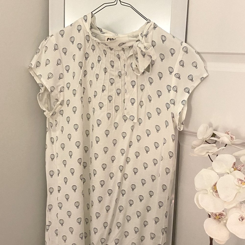 Neck tie blouse
